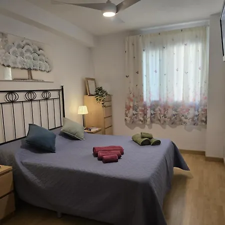 Joy And Friends 2 El Carmen * Los Cristianos (Tenerife)