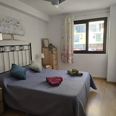 Joy And Friends 2 El Carmen * Los Cristianos (Tenerife)