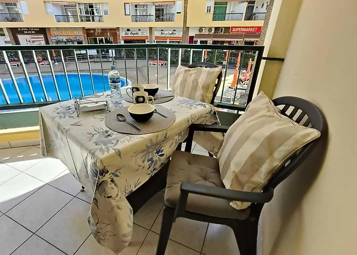 Joy And Friends 2 El Carmen Apartment *