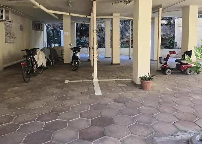 Joy And Friends 2 El Carmen شقة *